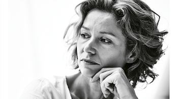 Confident Businesswoman in Thoughtful Reflection