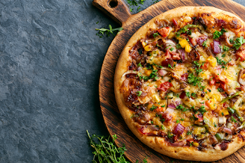 Delicious BBQ Pizza with Fresh Vegetables