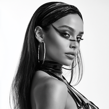 Elegant Latina Woman with Payasa Makeup in Black and White